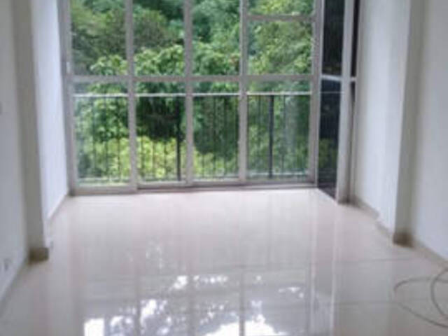 Apartamento para Locação em Rio de Janeiro - 2