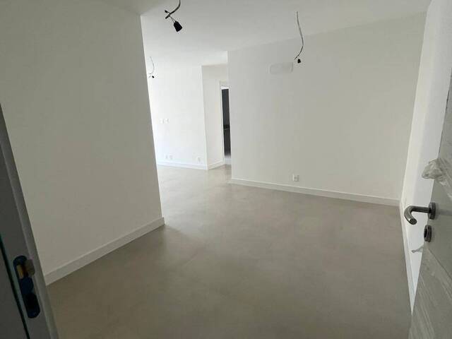 Apartamento para Venda em Rio de Janeiro - 2