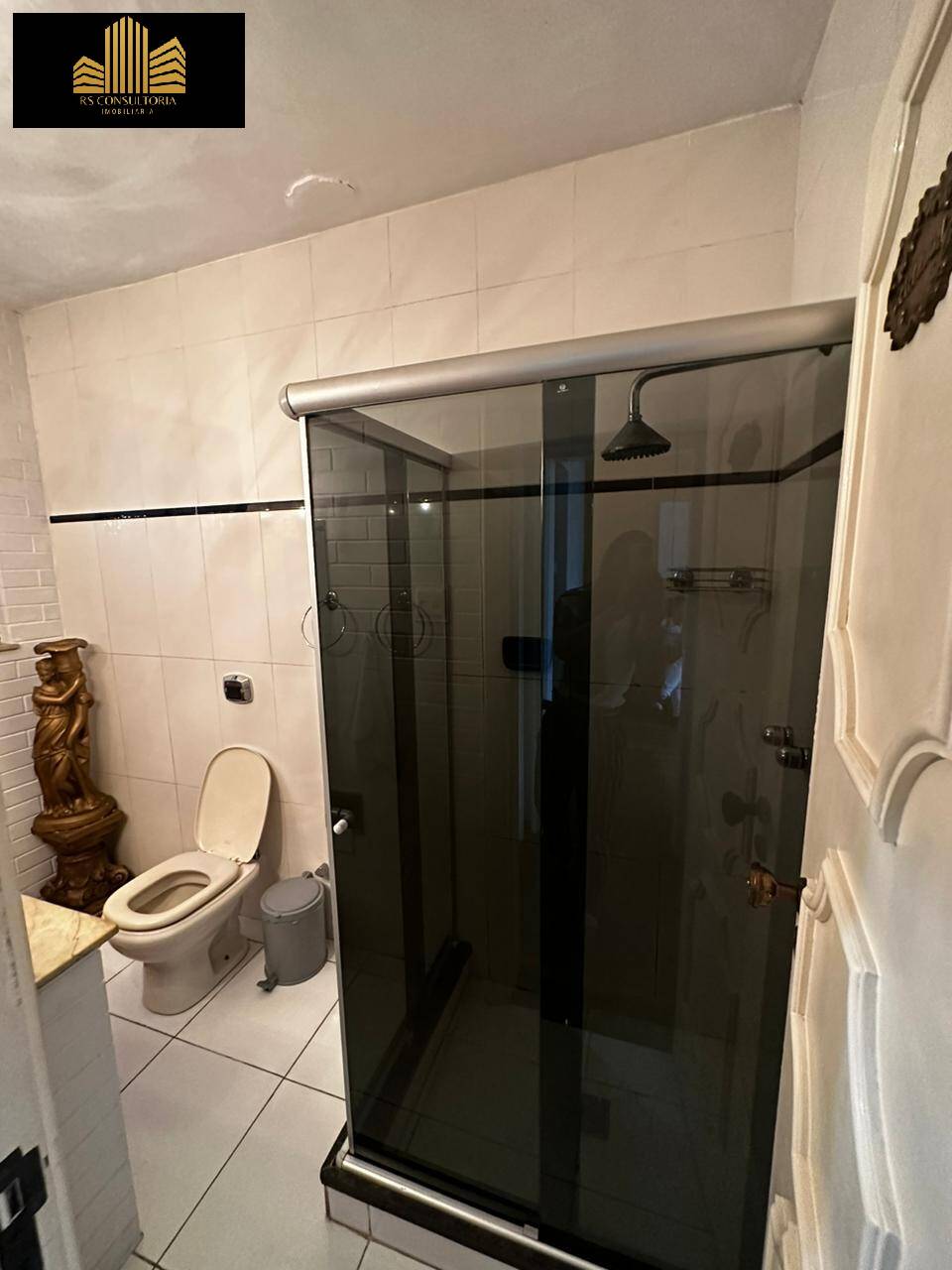 Apartamento para alugar com 1 quarto, 55m² - Foto 12