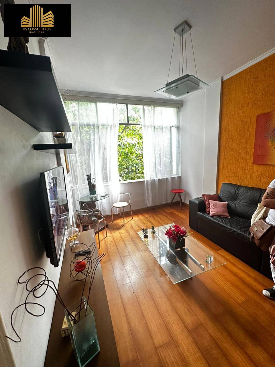 Apartamento para alugar com 1 quarto, 55m² - Foto 1