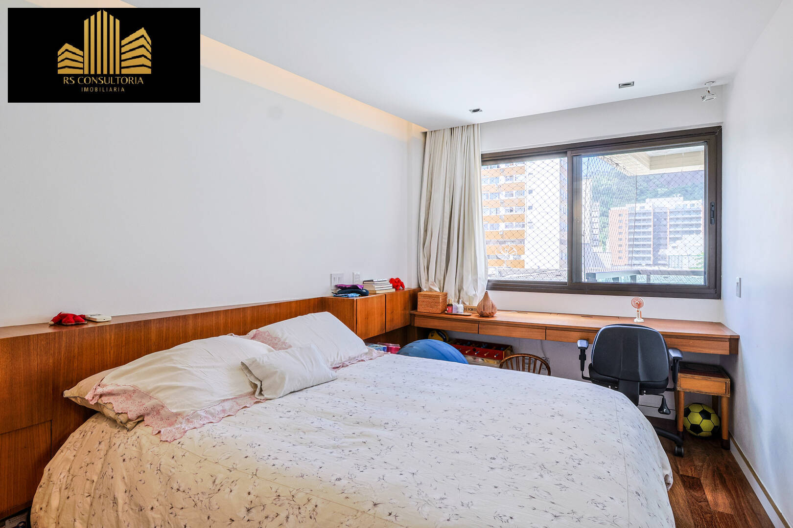 Apartamento, 4 quartos, 235 m² - Foto 28