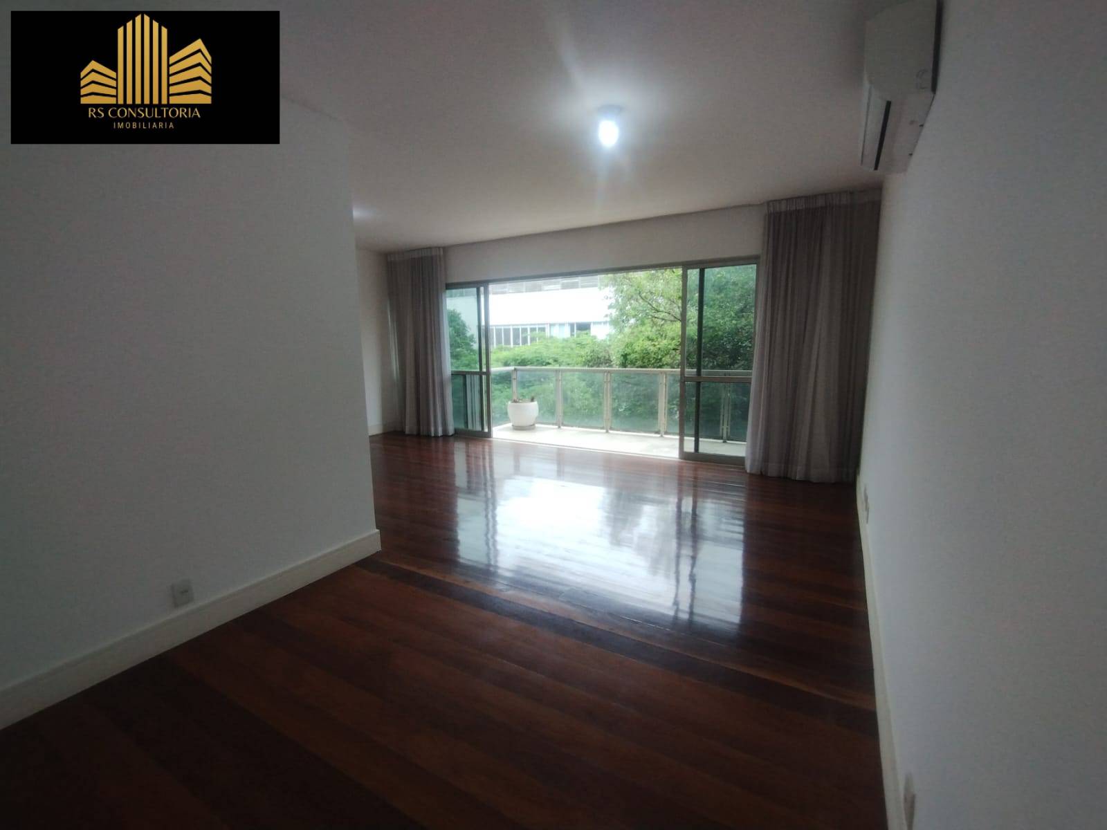 Apartamento, 3 quartos, 150 m² - Foto 4